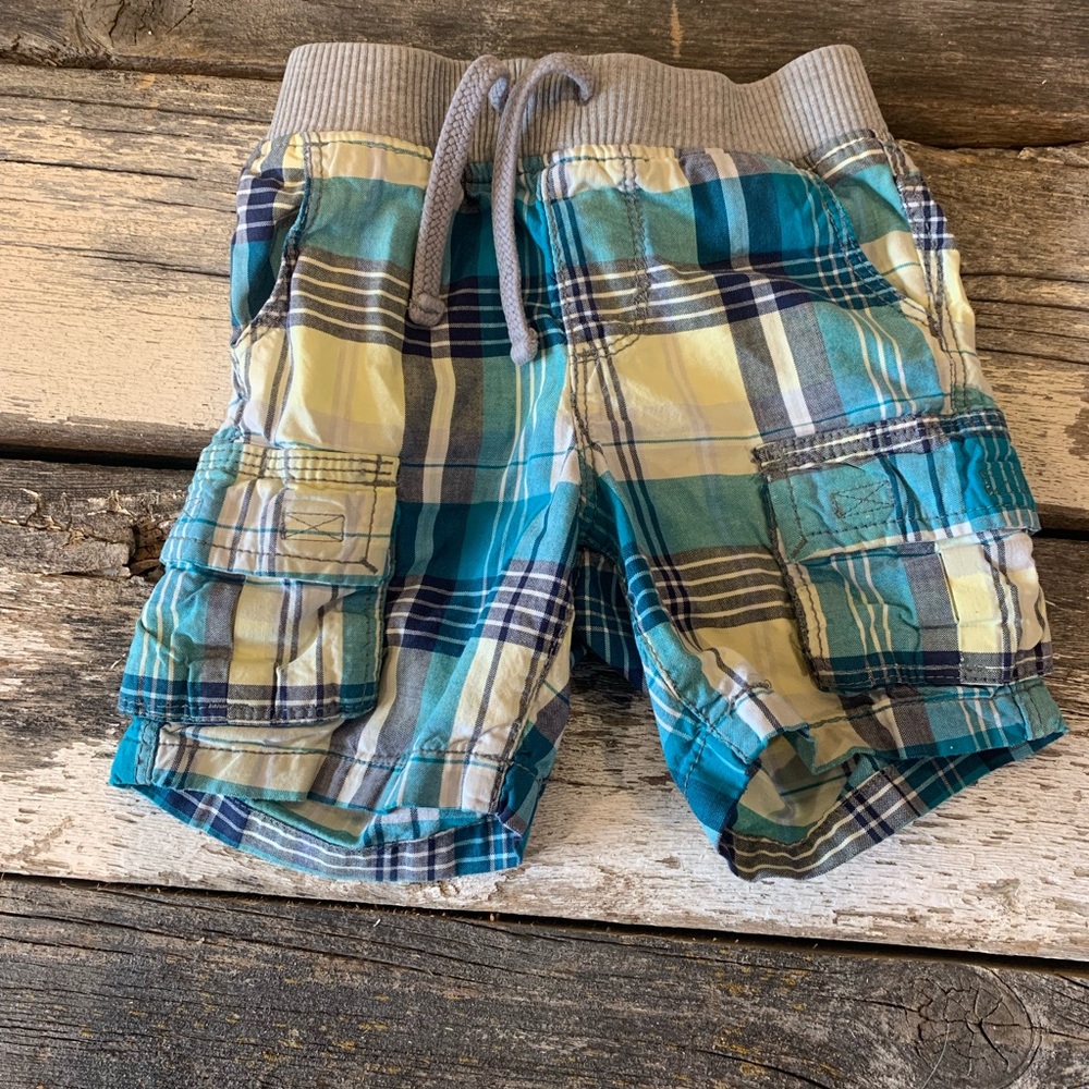Old Navy | Blue Plaid Shorts 18-24 M